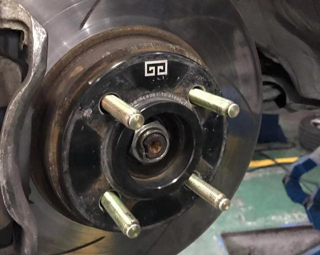 改装正品锻造轮毂竟会断裂，这辆本田Type-R到底发生了什么？