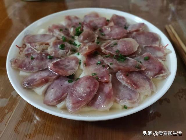  蒸臭豆腐块怎么蒸才好吃，夏天就馋“臭豆腐”这个吃法