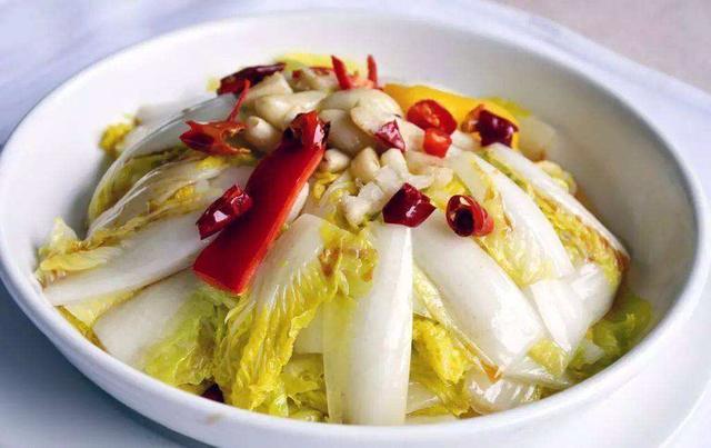 怎样炒白菜最好吃，炒白菜怎么炒才入味好吃
