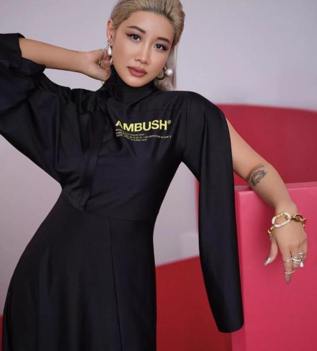 ambush官网，日本潮牌ambush官网（造型简约时尚又不失高级质感）