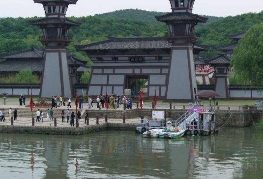 苏州太湖旅游景点，江苏无锡市太湖区旅游景点（苏州太湖岸边的风景园林——东山启园）