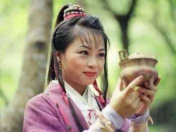 天龙八部是谁写的，金庸写天龙八部在哪年（倪匡曾经给金庸代笔《天龙八部》）