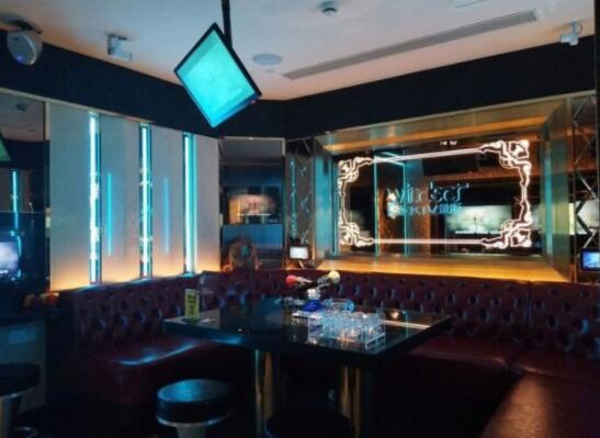 五音不全ktv必点，KTV唱歌五音不全唱歌需要技巧的KTV唱歌五音不全