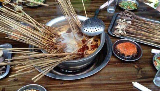 乐山美食攻略带你吃遍地道乐山特色美食，乐山美食攻略推荐