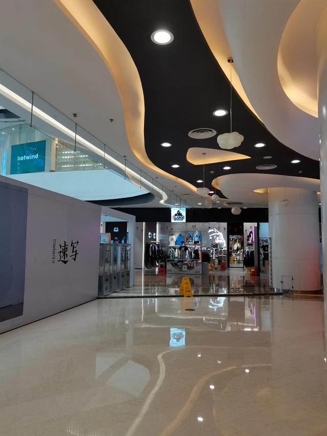 王府井在哪个区，洛阳王府井百货在哪个区（Zara在王府井开了亚洲最大门店）