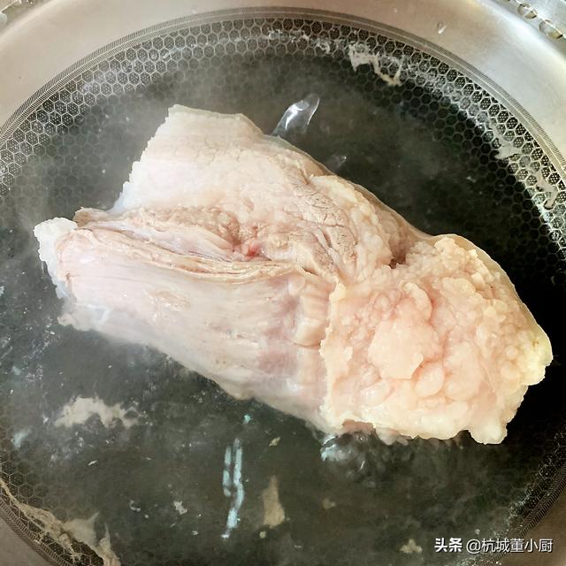 红烧肉的正确做法电饭煲，你用过电饭锅做红烧肉吗