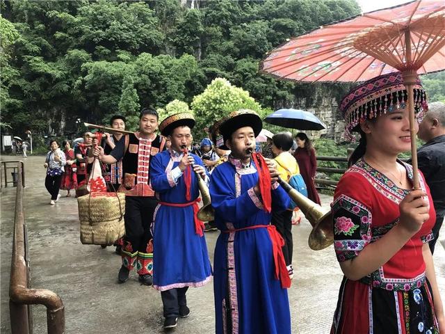 女方送亲的人禁忌，结婚送亲有什么讲究和禁忌（在农村结婚不能姑姑去接亲）