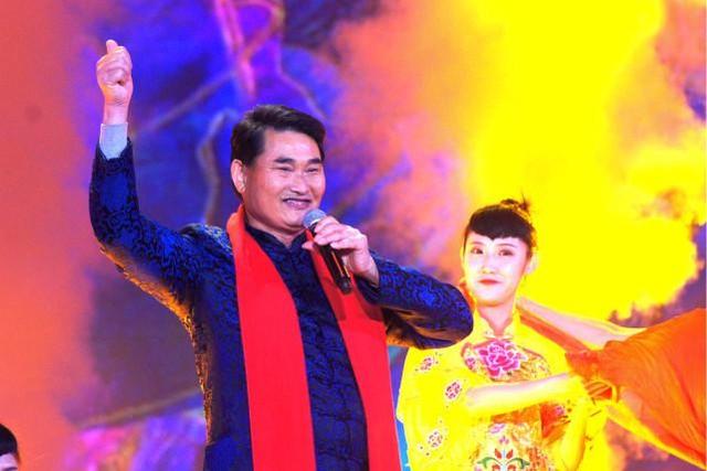 男士正装分类介绍，男士正装究竟该怎样选