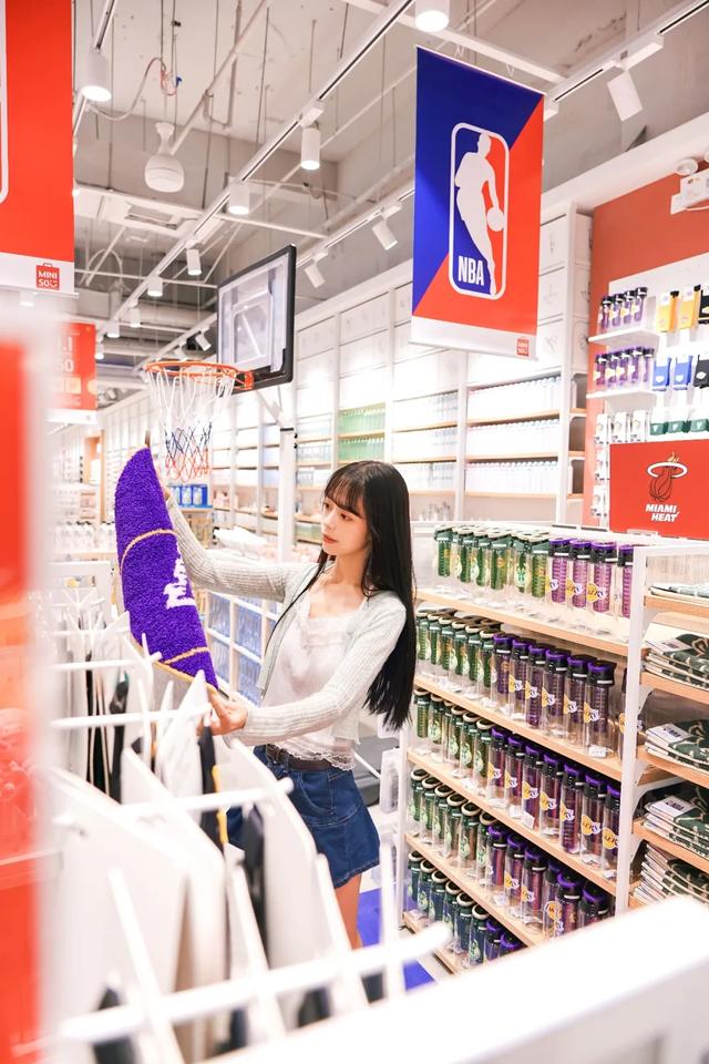 武汉菱角湖万达广场，万达广场菱角湖什么地方