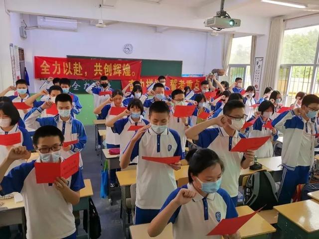 福州有哪些比较好的私立中学呢，3年学费45万揭秘福州