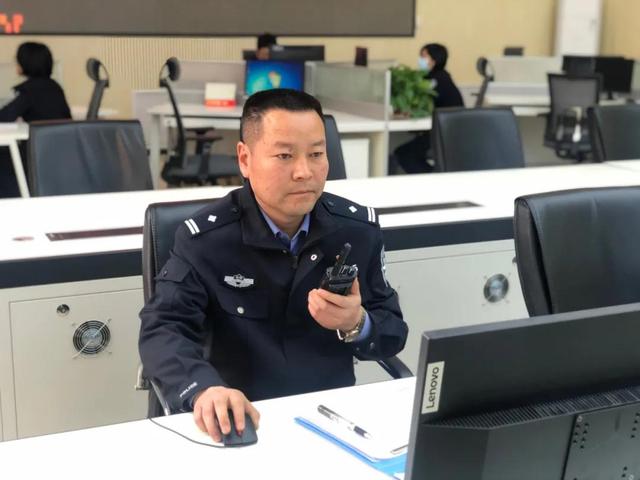 yd是什么车牌，红色yd开头白底的车牌号