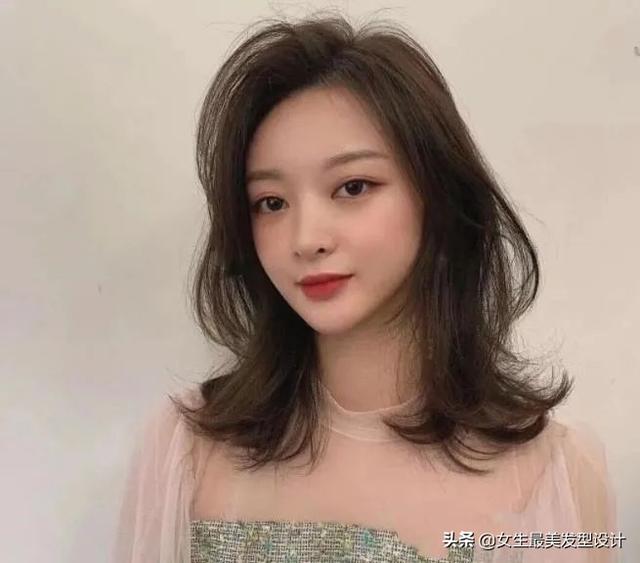 优雅女性发型图，不要选大背头、大妈卷
