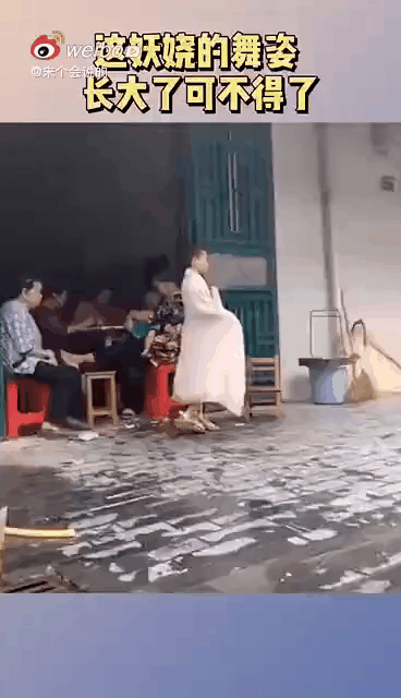 人类幼崽这个梗是怎么来的，人类幼崽？喵星人？汪星人