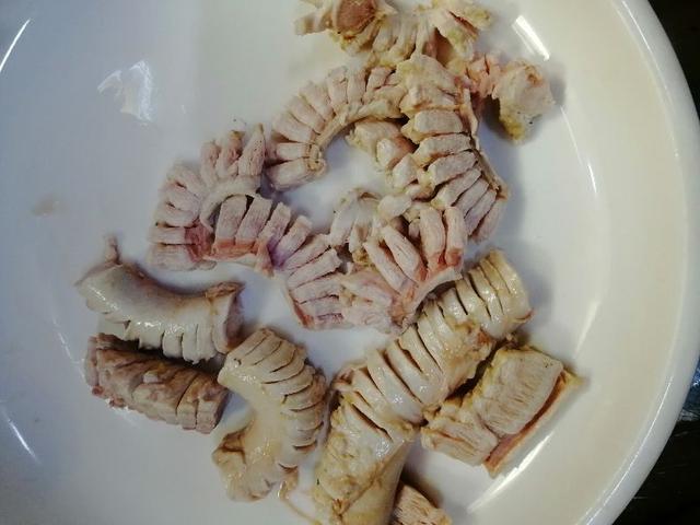 牛鞭汤的做法大全，煲牛鞭汤的做法大全（牛鞭做法大全，小两口要学习了）