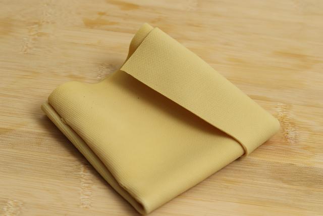 豆腐皮怎么炒好吃，豆腐皮不要炒着吃了（家常豆腐皮怎么炒好吃又简单）