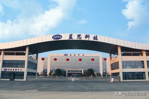 蓝思科技后市，现已与超过三十家国内外汽车品牌建立合作且客户数量持续增加