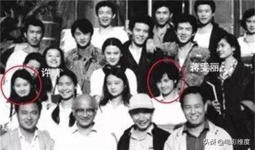 蒋雯丽年轻时的颜值，出道后惊艳了30年