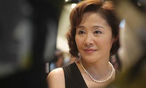 婆婆妈妈姜潮管麦迪娜喊妈，姜潮被吓到叫“妈”