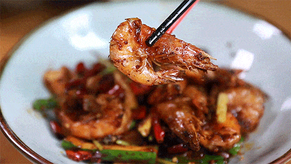 开边基围虾怎么做好吃，这样的蒜蓉开边虾你吃过吗