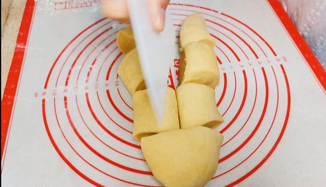 乳山正宗喜饼做法，自制乳山喜饼不加一滴水