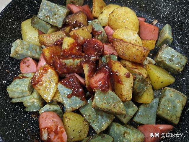 在家自己做铁板烧烤种类，这个秘制配方味道很正宗