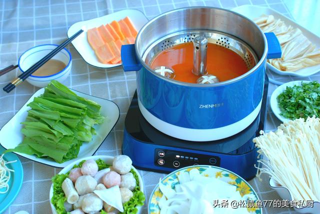 吃火锅必备食材，这些食材是必备（自己在家吃火锅需要准备什么食物）