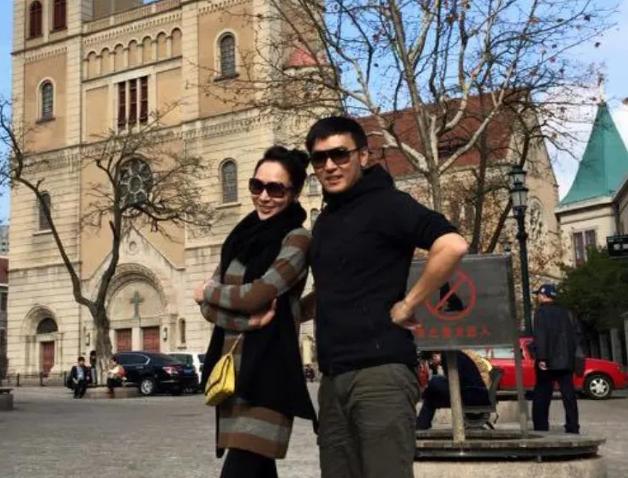 焦恩俊两次婚姻，著名演员焦恩俊：演艺之路坎坷