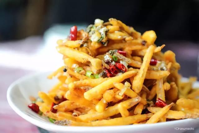 黑龙潭鲶鱼王，电工都搞不定的鲶鱼王