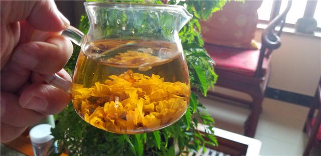 藏一片纯净多一份健康，真正的昆仑雪菊啥子样