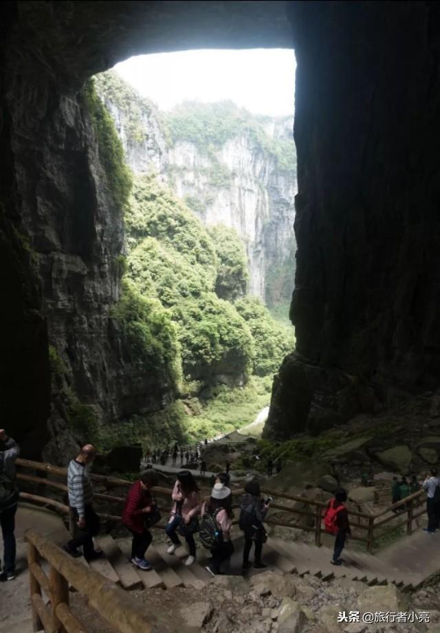 重庆旅游必去景点排名，重庆十佳旅游景点排行榜（重庆十个景点都值得一去）