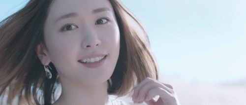 眉清目秀的女生标准长相，有这4个特点的女生