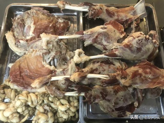 王应奇祖传羊肉汤的历史，洛阳4种从小吃到大的老味道