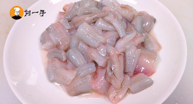 豆腐鱼又叫什么鱼，有一种鱼叫做豆腐鱼怎么做才好吃（这是椒盐豆腐鱼的做法）