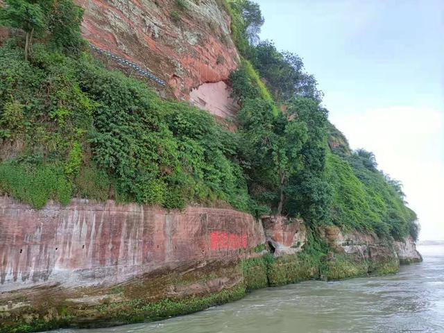 乐山大佛旅游路线，乐山大佛最新旅游攻略详细介绍