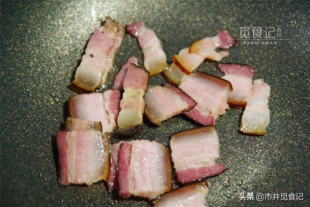 腊肉炒多久能熟，炒腊肉煮几分钟才能吃（腊肉加蒜苗炒最香）