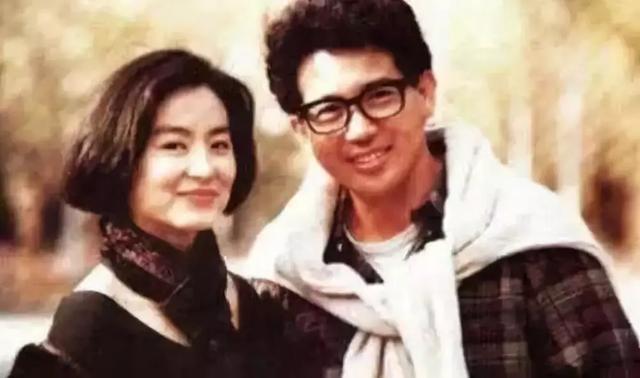 罗大佑写过哪些经典歌曲，罗大佑为三位红颜知己写的歌