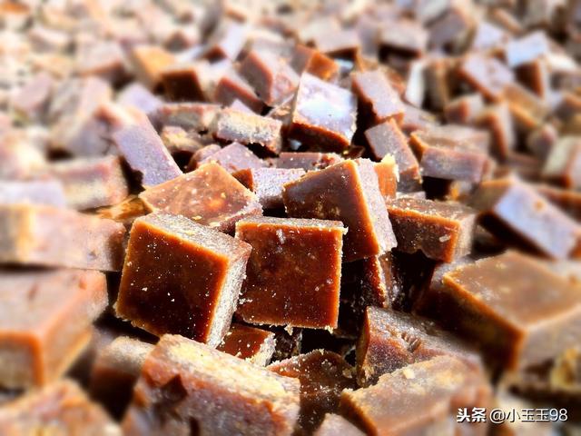 广西甘蔗的生长，广西崇左：甘蔗长势喜人