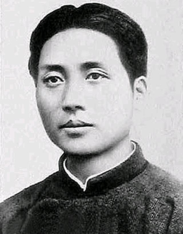 恰同学少年风华正茂的原文，恰同学少年风华正茂