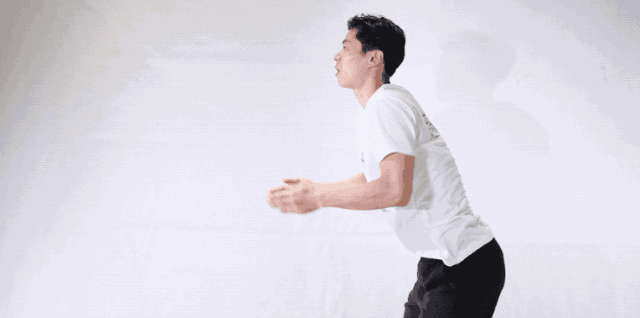 蛙泳腿蹬腿如何发力，蛙泳入门教学