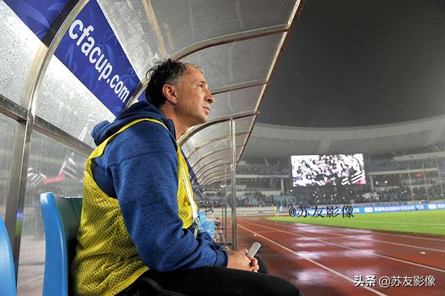 江苏足球俱乐部，历届江苏足球队名单