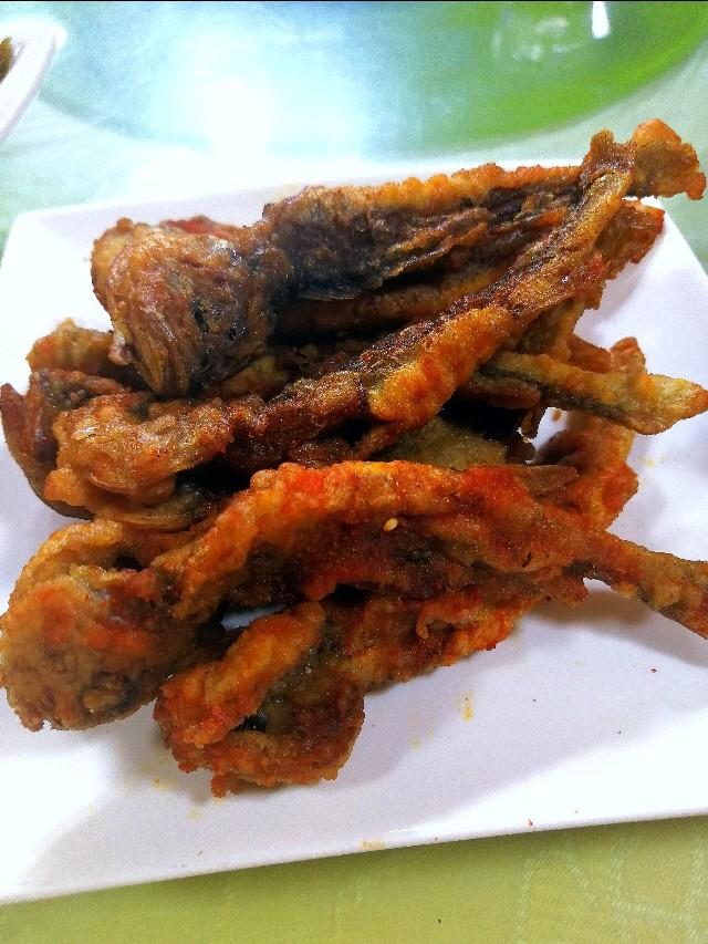 带有一些地方性的特色菜，二十二道特色菜