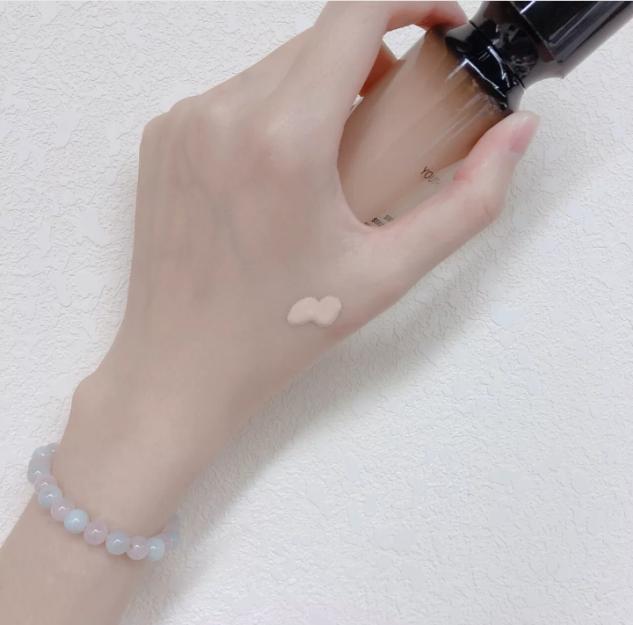 兰蔻菁纯和阿玛尼蓝标粉底液对比，附保姆级正确上妆手法