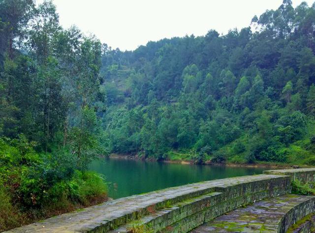 自贡风景荣县，寻迹自贡——荣县双河口水库