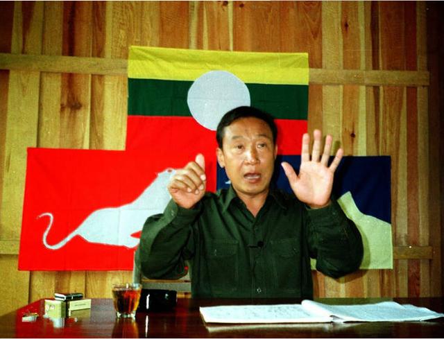 金三角坤沙怎么死的，当年有名的金三角大毒枭坤沙