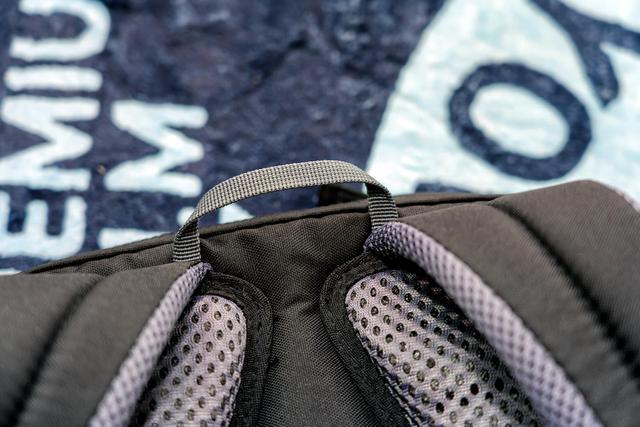 deuter双肩包，包好还是人好-DEUTER多特城市记忆双肩包