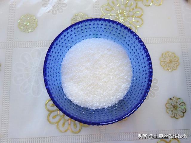 炸糕怎么炸的外酥里嫩，买不来糖糕可以在家炸