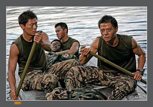 范冰冰和李晨分手后再刷存在感，范冰冰和李晨的爱情故事