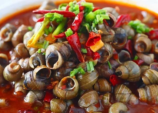 正宗广西炒河螺，师傅使用独门秘方炒田螺