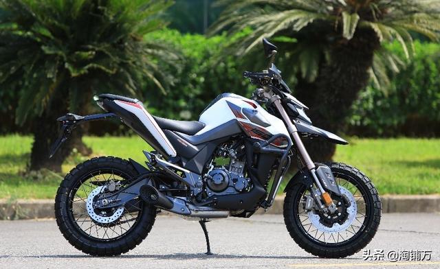 启典150越野摩托车，入门级山地越野摩托