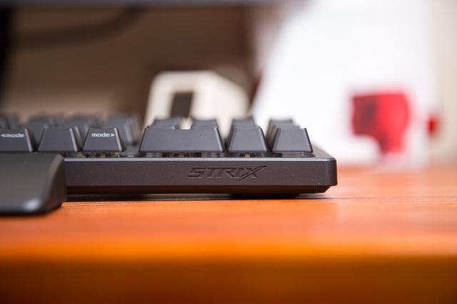 rog机械键盘白色，ROG龙神3代白色版水冷加入618大促